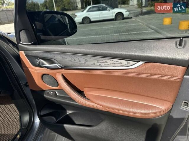 Серый БМВ Х5, объемом двигателя 2.99 л и пробегом 140 тыс. км за 42000 $, фото 9 на Automoto.ua