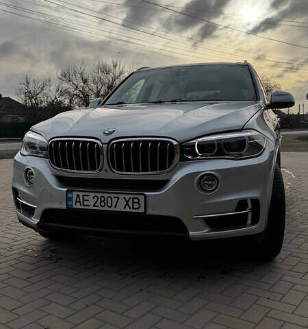 Сірий БМВ Х5, об'ємом двигуна 2.98 л та пробігом 191 тис. км за 26000 $, фото 3 на Automoto.ua