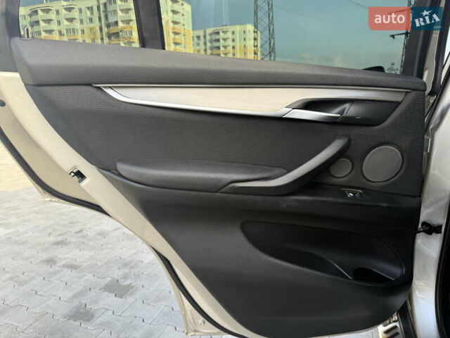 Сірий БМВ Х5, об'ємом двигуна 2.99 л та пробігом 131 тис. км за 27850 $, фото 15 на Automoto.ua