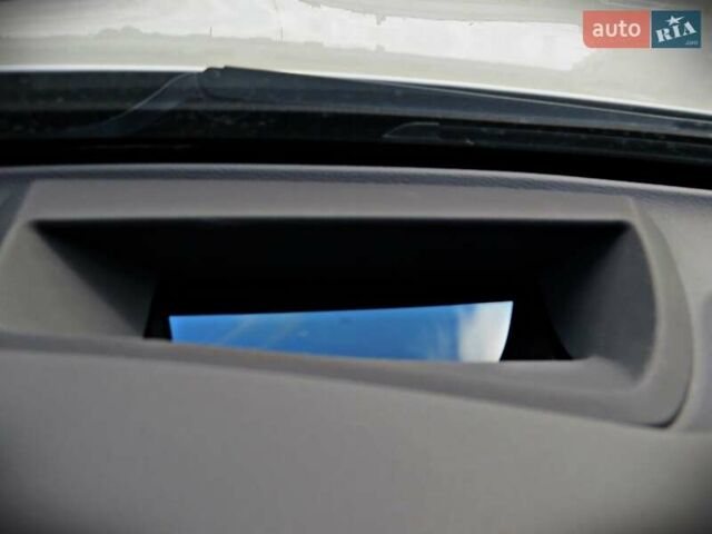 Сірий БМВ Х5, об'ємом двигуна 2 л та пробігом 160 тис. км за 27800 $, фото 13 на Automoto.ua