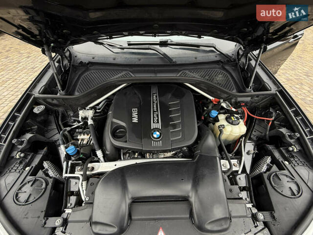 Серый БМВ Х5, объемом двигателя 3 л и пробегом 220 тыс. км за 25300 $, фото 85 на Automoto.ua