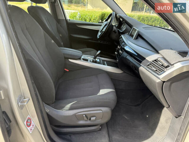 Серый БМВ Х5, объемом двигателя 3 л и пробегом 131 тыс. км за 27850 $, фото 26 на Automoto.ua