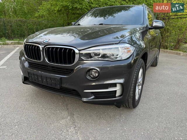 Серый БМВ Х5, объемом двигателя 2 л и пробегом 84 тыс. км за 32000 $, фото 3 на Automoto.ua