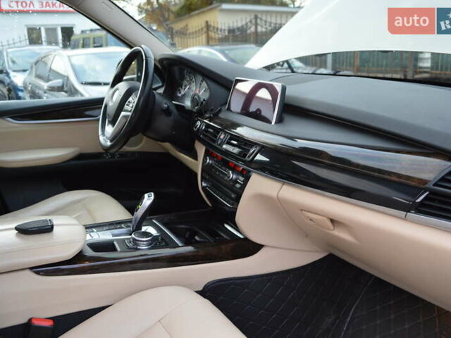 Серый БМВ Х5, объемом двигателя 2 л и пробегом 131 тыс. км за 27800 $, фото 19 на Automoto.ua