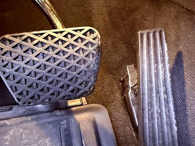 Серый БМВ Х5, объемом двигателя 3 л и пробегом 163 тыс. км за 41000 $, фото 10 на Automoto.ua