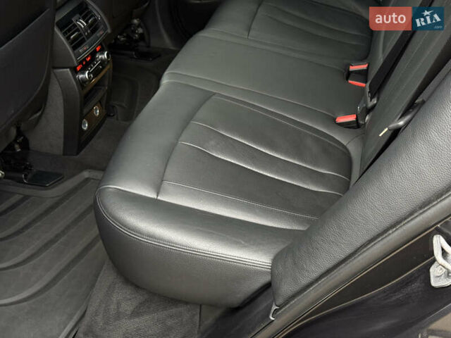 Серый БМВ Х5, объемом двигателя 3 л и пробегом 220 тыс. км за 25300 $, фото 59 на Automoto.ua