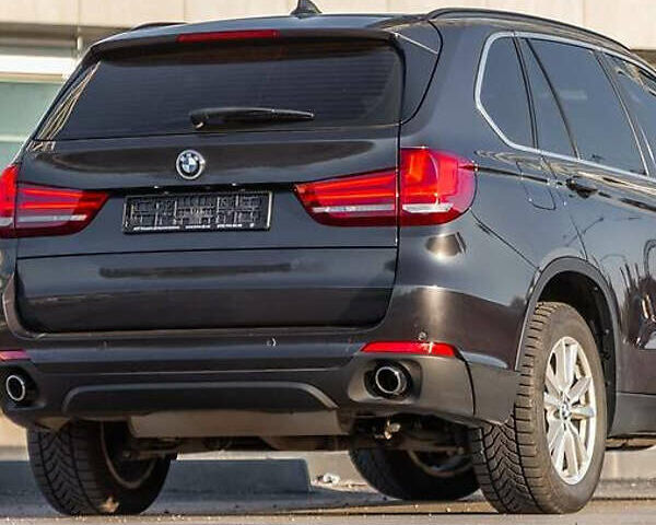 Серый БМВ Х5, объемом двигателя 2 л и пробегом 130 тыс. км за 24500 $, фото 5 на Automoto.ua