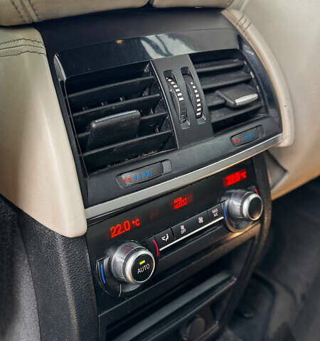 Сірий БМВ Х5, об'ємом двигуна 2.98 л та пробігом 191 тис. км за 26000 $, фото 16 на Automoto.ua