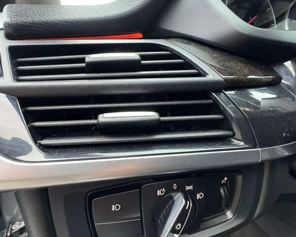 Сірий БМВ Х5, об'ємом двигуна 2 л та пробігом 161 тис. км за 23500 $, фото 16 на Automoto.ua