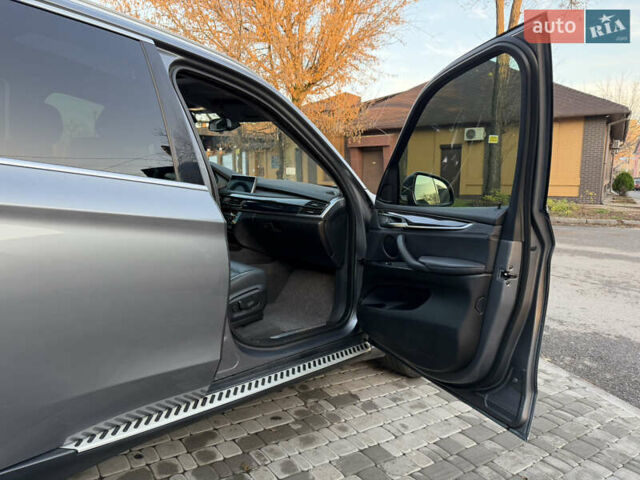 Серый БМВ Х5, объемом двигателя 2.98 л и пробегом 209 тыс. км за 19500 $, фото 31 на Automoto.ua