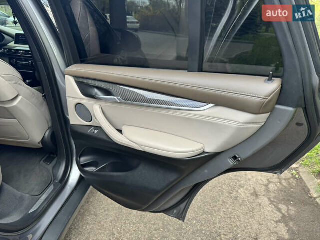 Серый БМВ Х5, объемом двигателя 3 л и пробегом 230 тыс. км за 36000 $, фото 22 на Automoto.ua