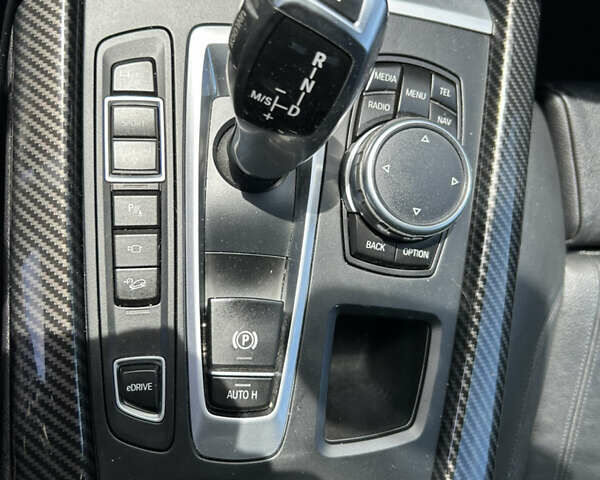 Сірий БМВ Х5, об'ємом двигуна 2 л та пробігом 136 тис. км за 31000 $, фото 72 на Automoto.ua