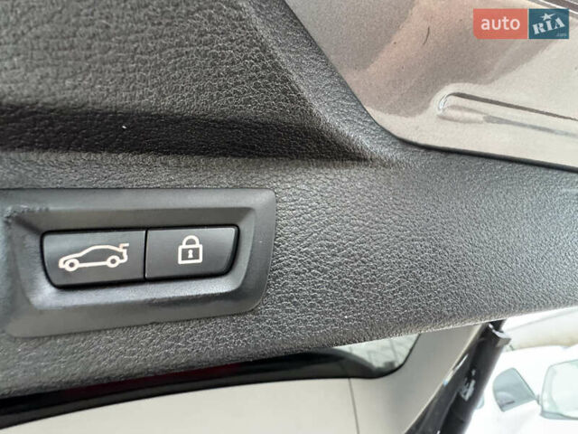 Сірий БМВ Х5, об'ємом двигуна 2 л та пробігом 161 тис. км за 23500 $, фото 25 на Automoto.ua