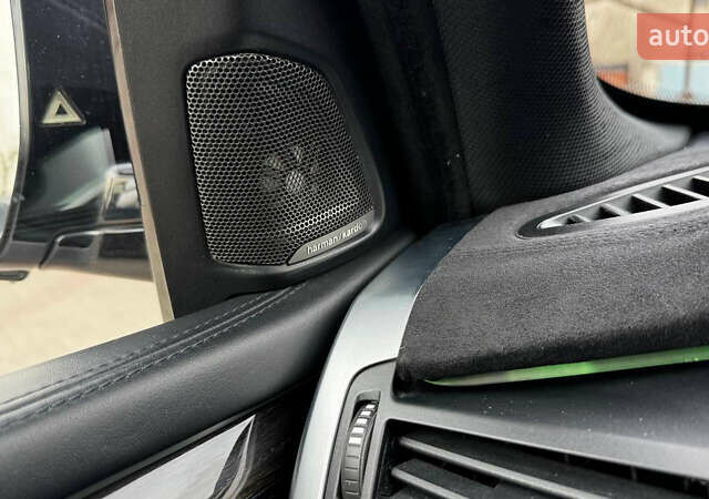 Сірий БМВ Х5, об'ємом двигуна 2.98 л та пробігом 191 тис. км за 26000 $, фото 21 на Automoto.ua