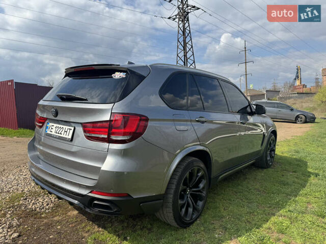 Серый БМВ Х5, объемом двигателя 3 л и пробегом 230 тыс. км за 36000 $, фото 39 на Automoto.ua