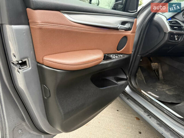 Серый БМВ Х5, объемом двигателя 2 л и пробегом 89 тыс. км за 27000 $, фото 18 на Automoto.ua