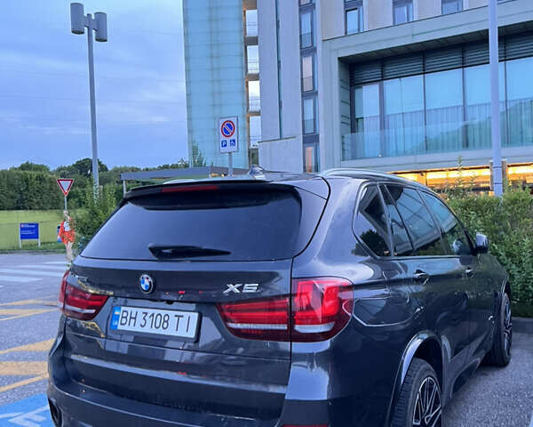 Серый БМВ Х5, объемом двигателя 2 л и пробегом 120 тыс. км за 37700 $, фото 9 на Automoto.ua