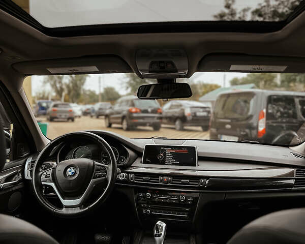 Серый БМВ Х5, объемом двигателя 0 л и пробегом 228 тыс. км за 24900 $, фото 7 на Automoto.ua