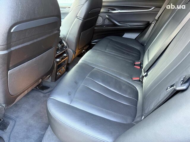 Серый БМВ Х5, объемом двигателя 2 л и пробегом 137 тыс. км за 36990 $, фото 13 на Automoto.ua