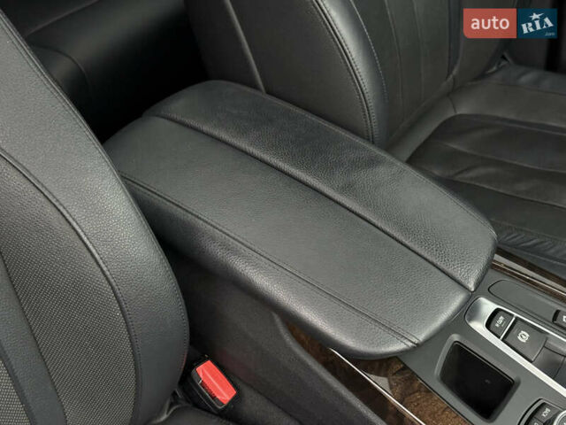 Серый БМВ Х5, объемом двигателя 3 л и пробегом 220 тыс. км за 25300 $, фото 82 на Automoto.ua