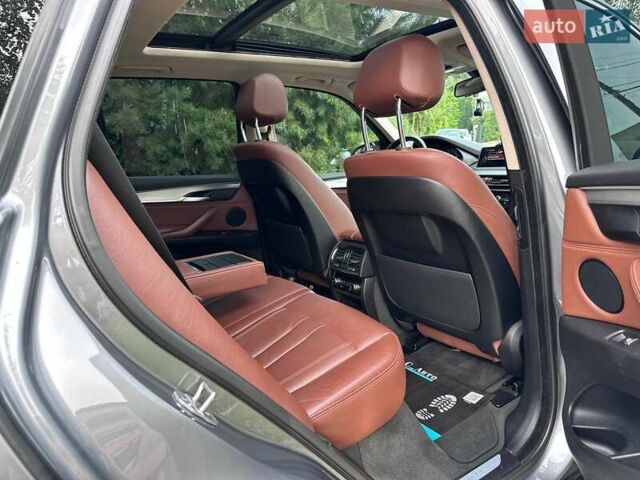 Сірий БМВ Х5, об'ємом двигуна 0 л та пробігом 86 тис. км за 24000 $, фото 15 на Automoto.ua