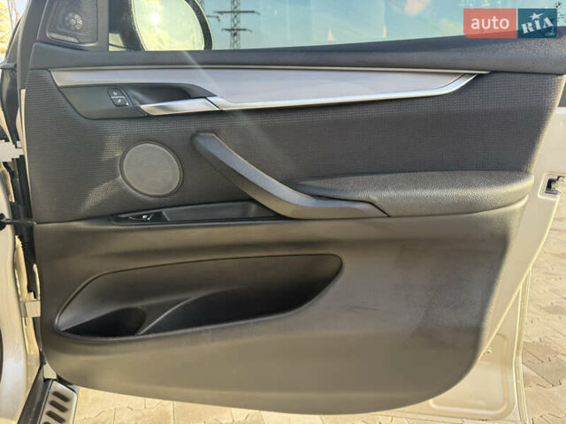 Сірий БМВ Х5, об'ємом двигуна 2.99 л та пробігом 131 тис. км за 27850 $, фото 21 на Automoto.ua
