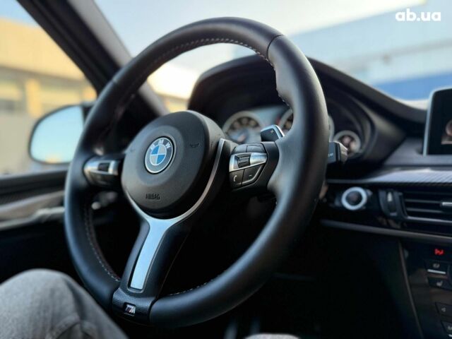 Серый БМВ Х5, объемом двигателя 2 л и пробегом 137 тыс. км за 36990 $, фото 39 на Automoto.ua