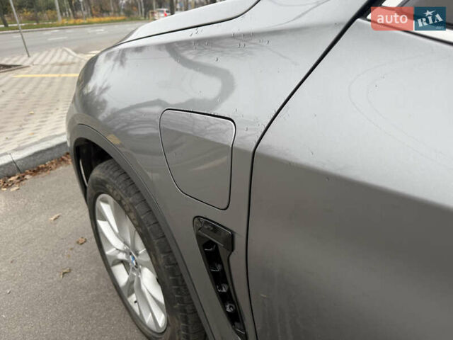 Серый БМВ Х5, объемом двигателя 2 л и пробегом 89 тыс. км за 27000 $, фото 21 на Automoto.ua