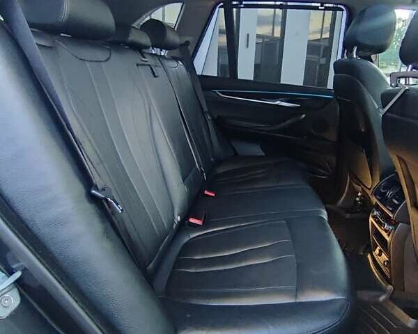 Серый БМВ Х5, объемом двигателя 2.98 л и пробегом 207 тыс. км за 23950 $, фото 15 на Automoto.ua
