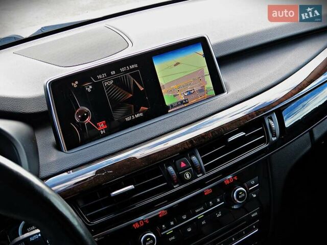 Сірий БМВ Х5, об'ємом двигуна 2 л та пробігом 160 тис. км за 27800 $, фото 14 на Automoto.ua