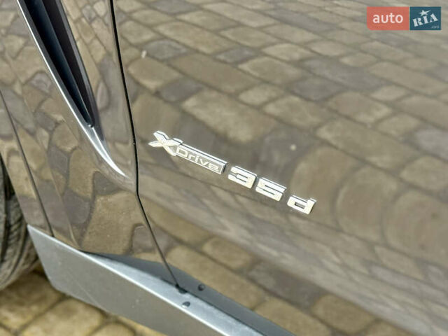 Серый БМВ Х5, объемом двигателя 3 л и пробегом 220 тыс. км за 25300 $, фото 27 на Automoto.ua