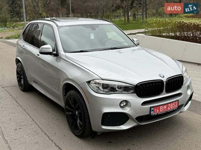 Сірий БМВ Х5, об'ємом двигуна 2.98 л та пробігом 140 тис. км за 27500 $, фото 11 на Automoto.ua