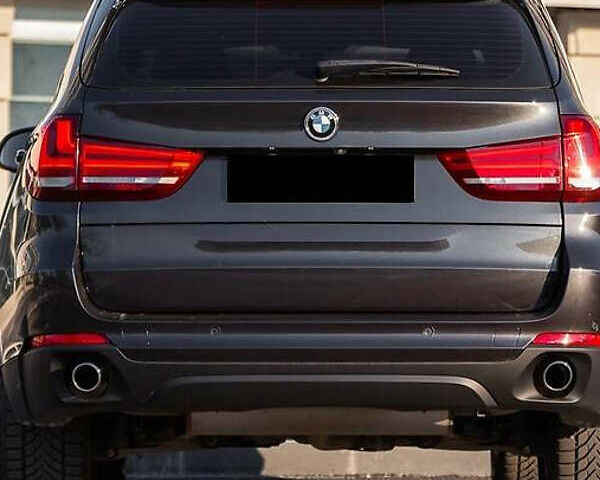 Серый БМВ Х5, объемом двигателя 2 л и пробегом 130 тыс. км за 24500 $, фото 6 на Automoto.ua