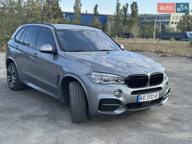 Сірий БМВ Х5, об'ємом двигуна 2.99 л та пробігом 180 тис. км за 42000 $, фото 4 на Automoto.ua