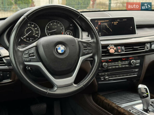 Серый БМВ Х5, объемом двигателя 3 л и пробегом 305 тыс. км за 18990 $, фото 25 на Automoto.ua