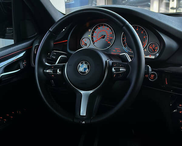 Серый БМВ Х5, объемом двигателя 0 л и пробегом 170 тыс. км за 24900 $, фото 7 на Automoto.ua