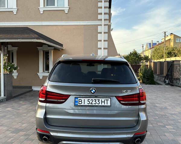 Серый БМВ Х5, объемом двигателя 2.98 л и пробегом 155 тыс. км за 25000 $, фото 16 на Automoto.ua