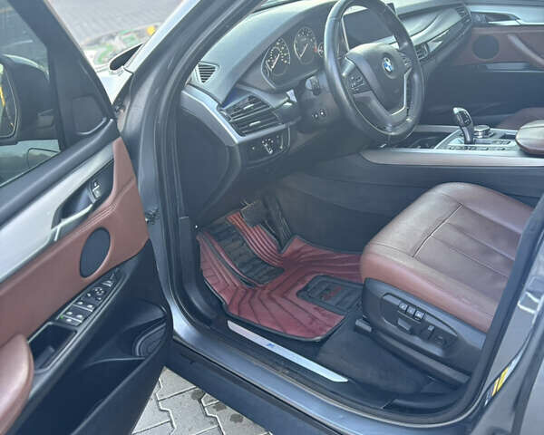 Серый БМВ Х5, объемом двигателя 2 л и пробегом 112 тыс. км за 25200 $, фото 19 на Automoto.ua