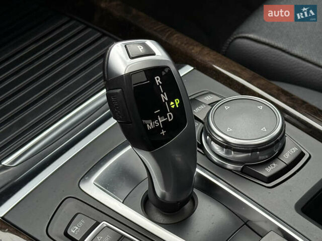 Серый БМВ Х5, объемом двигателя 3 л и пробегом 220 тыс. км за 25300 $, фото 50 на Automoto.ua