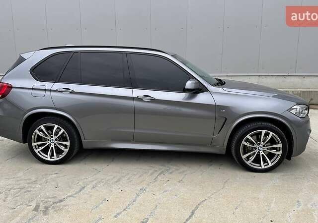 Сірий БМВ Х5, об'ємом двигуна 2.99 л та пробігом 178 тис. км за 39500 $, фото 7 на Automoto.ua