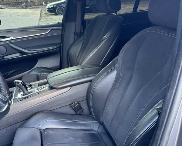 Сірий БМВ Х5, об'ємом двигуна 2.99 л та пробігом 189 тис. км за 39999 $, фото 6 на Automoto.ua