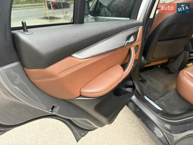 Серый БМВ Х5, объемом двигателя 2 л и пробегом 89 тыс. км за 27000 $, фото 24 на Automoto.ua