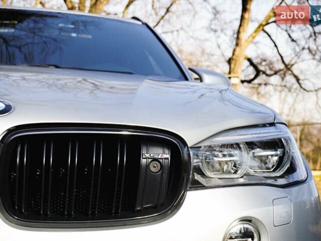 Сірий БМВ Х5, об'ємом двигуна 4.39 л та пробігом 80 тис. км за 33333 $, фото 13 на Automoto.ua