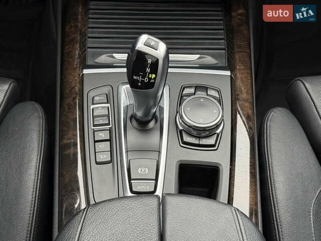 Серый БМВ Х5, объемом двигателя 3 л и пробегом 220 тыс. км за 25300 $, фото 65 на Automoto.ua