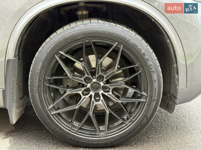 Серый БМВ Х5, объемом двигателя 2.98 л и пробегом 119 тыс. км за 27990 $, фото 9 на Automoto.ua