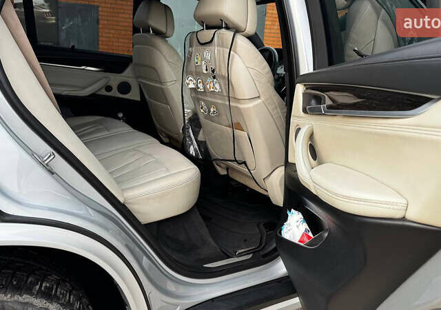 Сірий БМВ Х5, об'ємом двигуна 2.98 л та пробігом 191 тис. км за 26000 $, фото 17 на Automoto.ua