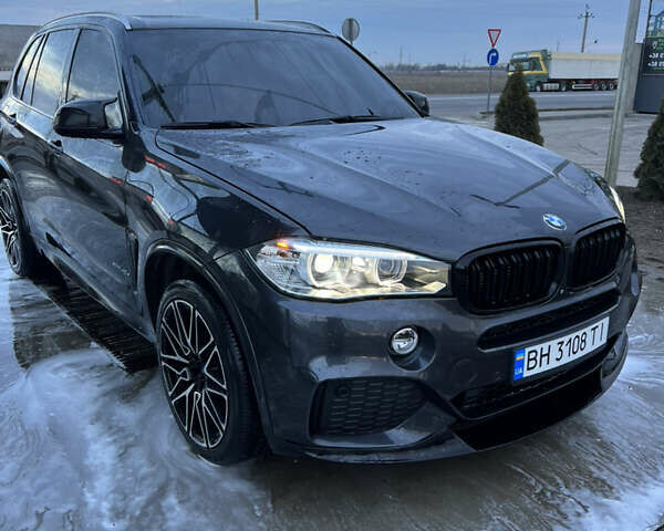 Серый БМВ Х5, объемом двигателя 2 л и пробегом 120 тыс. км за 37700 $, фото 12 на Automoto.ua