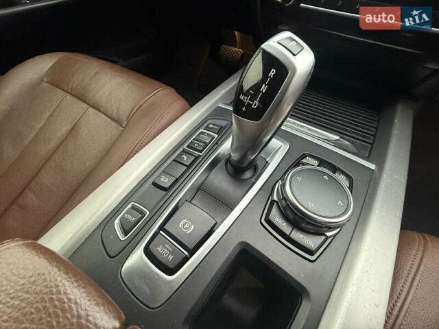 Серый БМВ Х5, объемом двигателя 2 л и пробегом 89 тыс. км за 27000 $, фото 37 на Automoto.ua