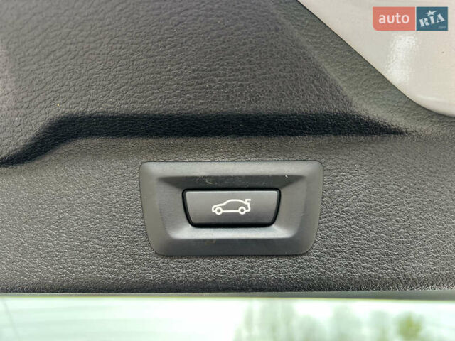 Серый БМВ Х5, объемом двигателя 2 л и пробегом 246 тыс. км за 18850 $, фото 19 на Automoto.ua
