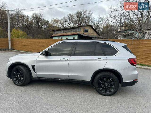 Серый БМВ Х5, объемом двигателя 3 л и пробегом 151 тыс. км за 20500 $, фото 4 на Automoto.ua